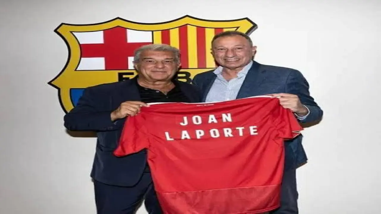 مباراة الأهلي وبرشلونة تقترب: الموعد والقنوات الناقلة متاحة الآن